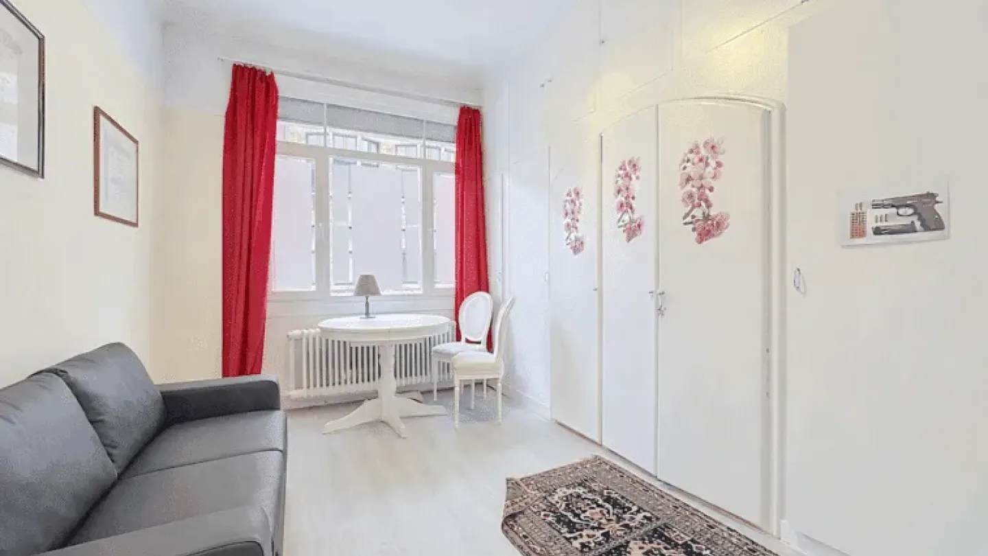 Spacious 2-Bedroom Apartment with Balcony in Brussels – Perfect Location - Image 4