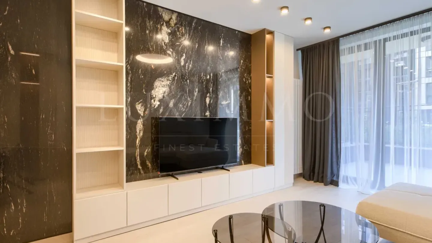 Spacious Two-Bedroom Apartment with Mountain View in Sofia - Image 4