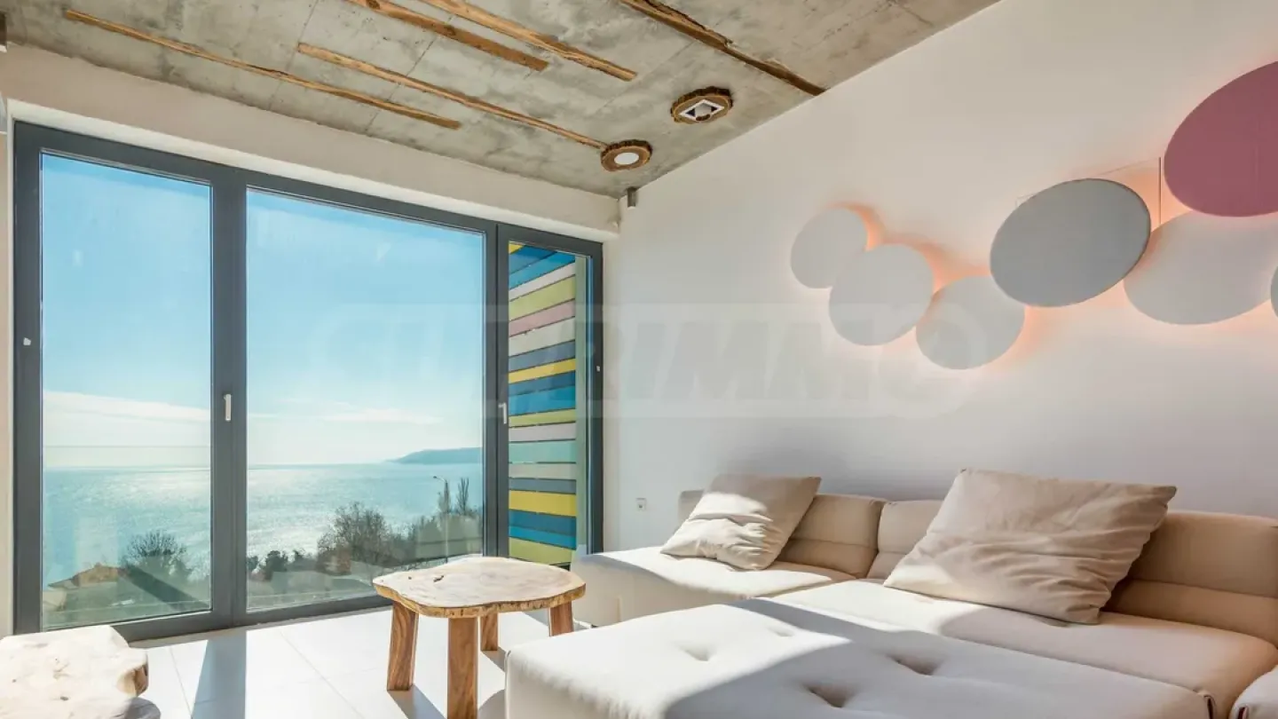 Luxury Varna Apartment with Sea View & Smart Features - Image 4