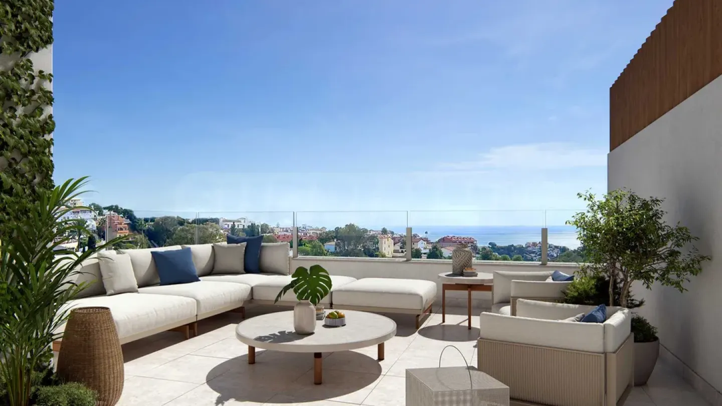 Modern 3BR Apartment in Fuengirola, Spain - Image 3