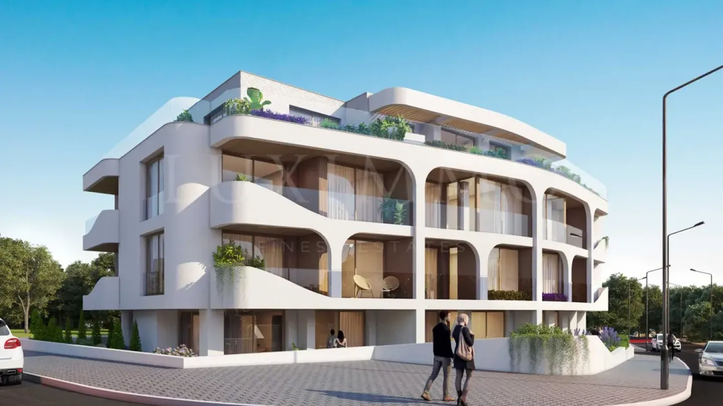 Stylish One-Bedroom Apartment in Sozopol's New District - Image 4