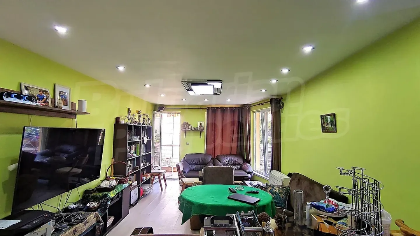 Spacious 2-Bedroom Apartment in Central Stara Zagora - For Sale - Image 4