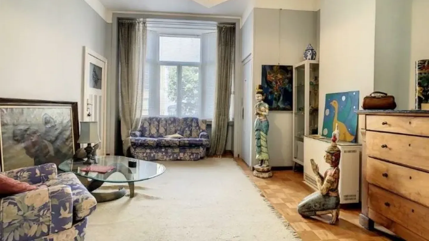 Magnificent 6-Bedroom House on Avenue Coghen, Brussels, Belgium - Image 2