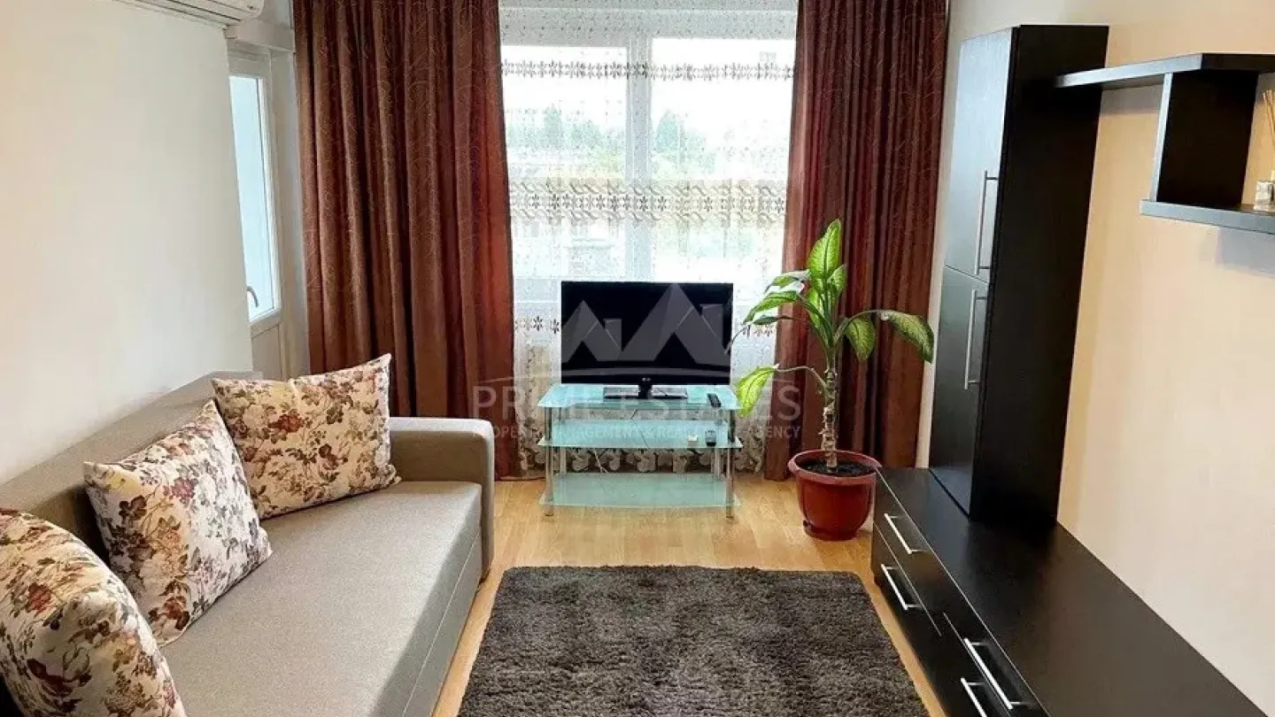 Stylish 2-Bedroom Apartment for Rent in Bucharest's Gorjului District - Image 4