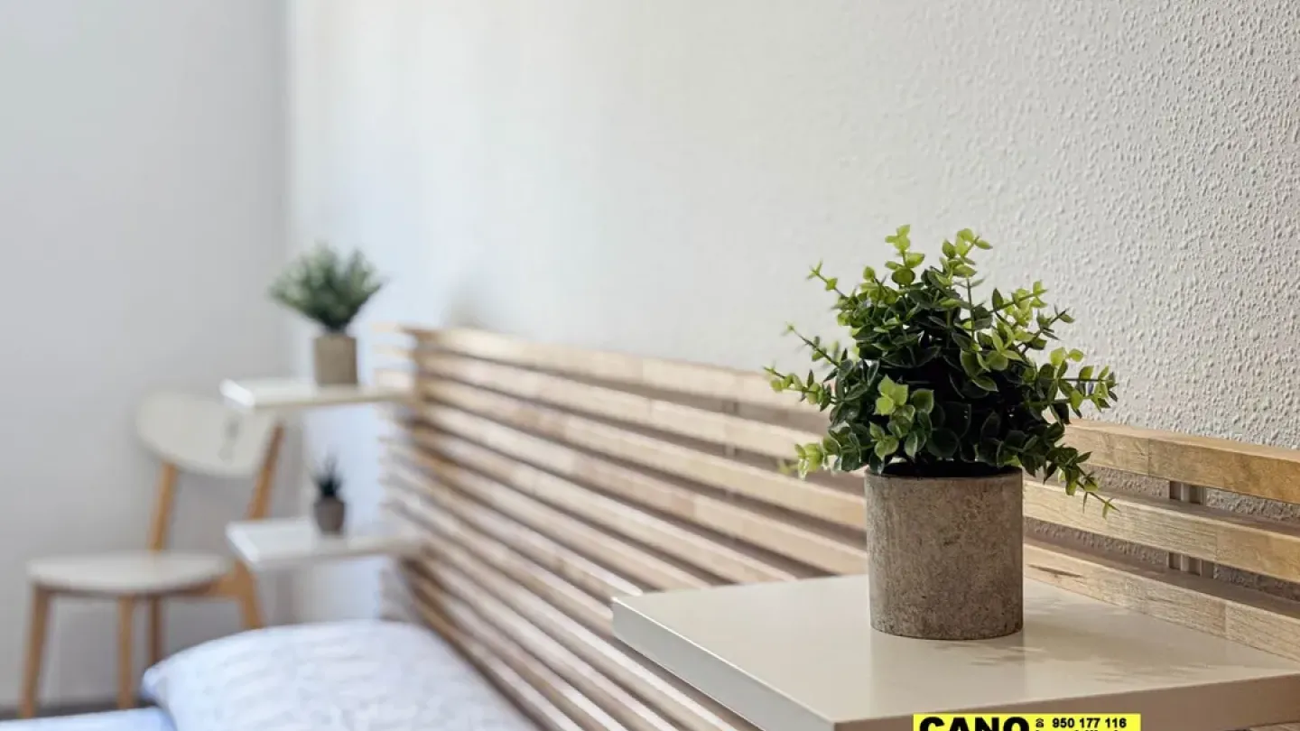 Spacious 2-Bedroom Apartment with Pool in Aguadulce, Spain - Image 2