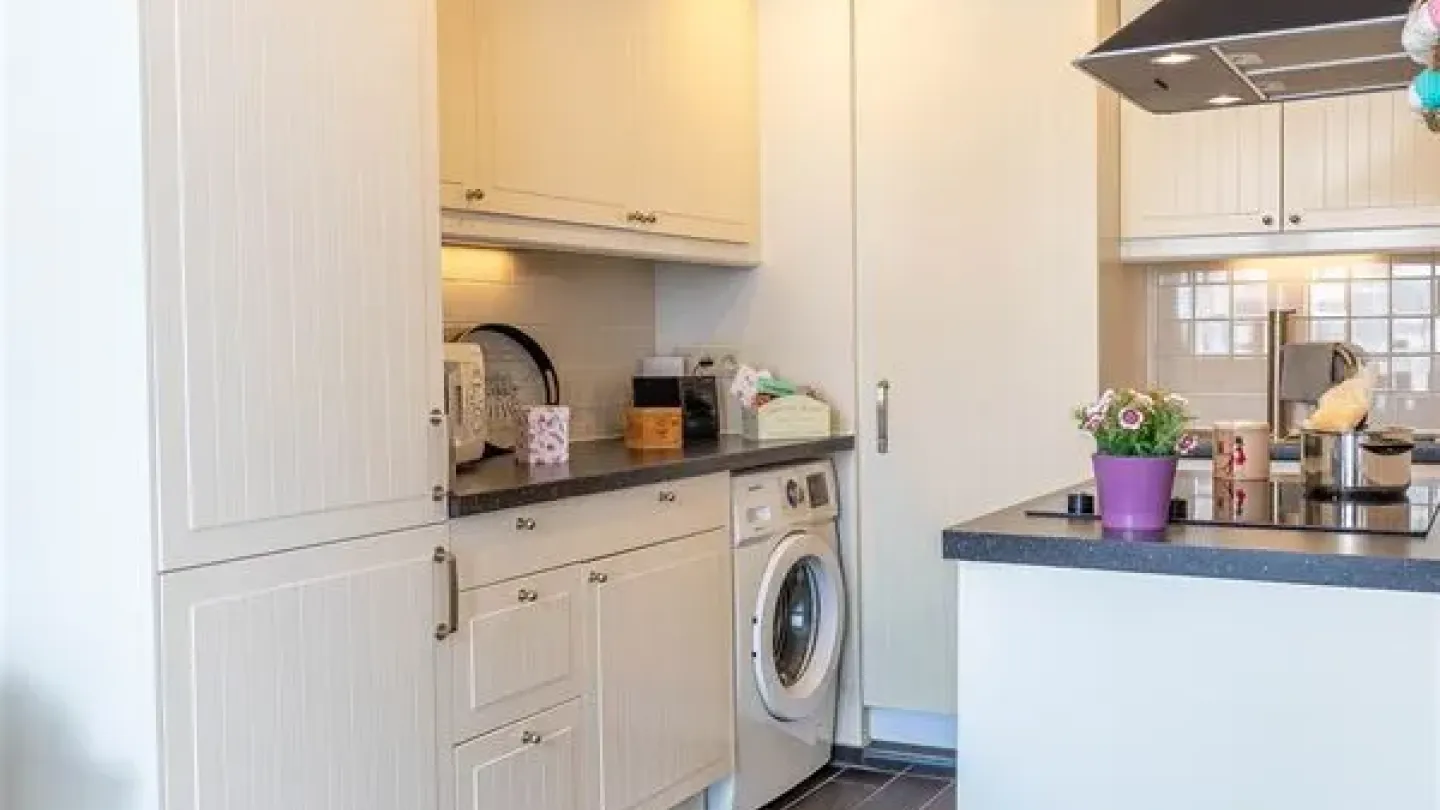 Renovated Corner Apartment with Balcony – Uccle Border, Vorst - Image 5