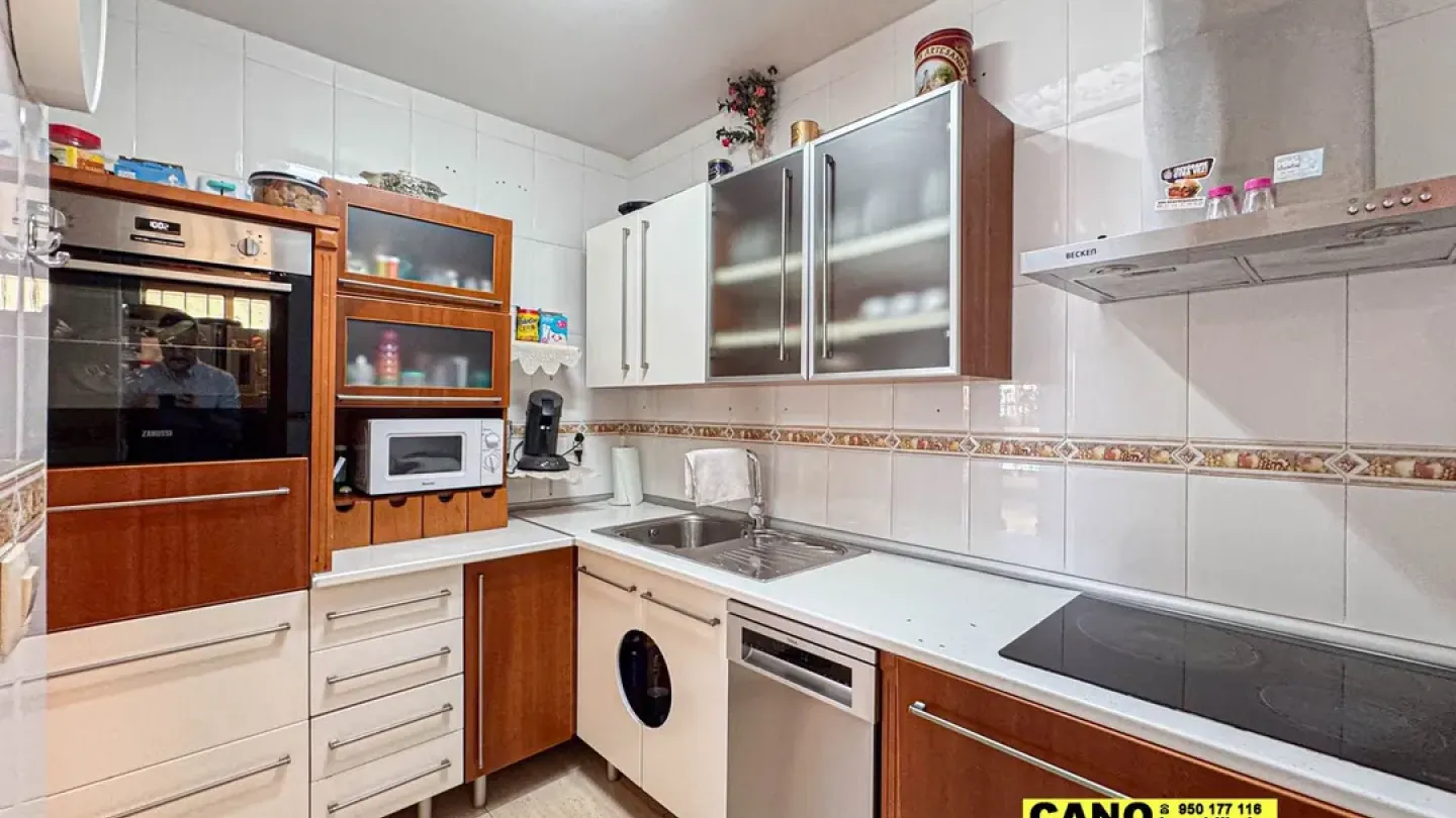 Spacious 3-Bedroom Apartment with Terrace in Aguadulce Norte - Image 1