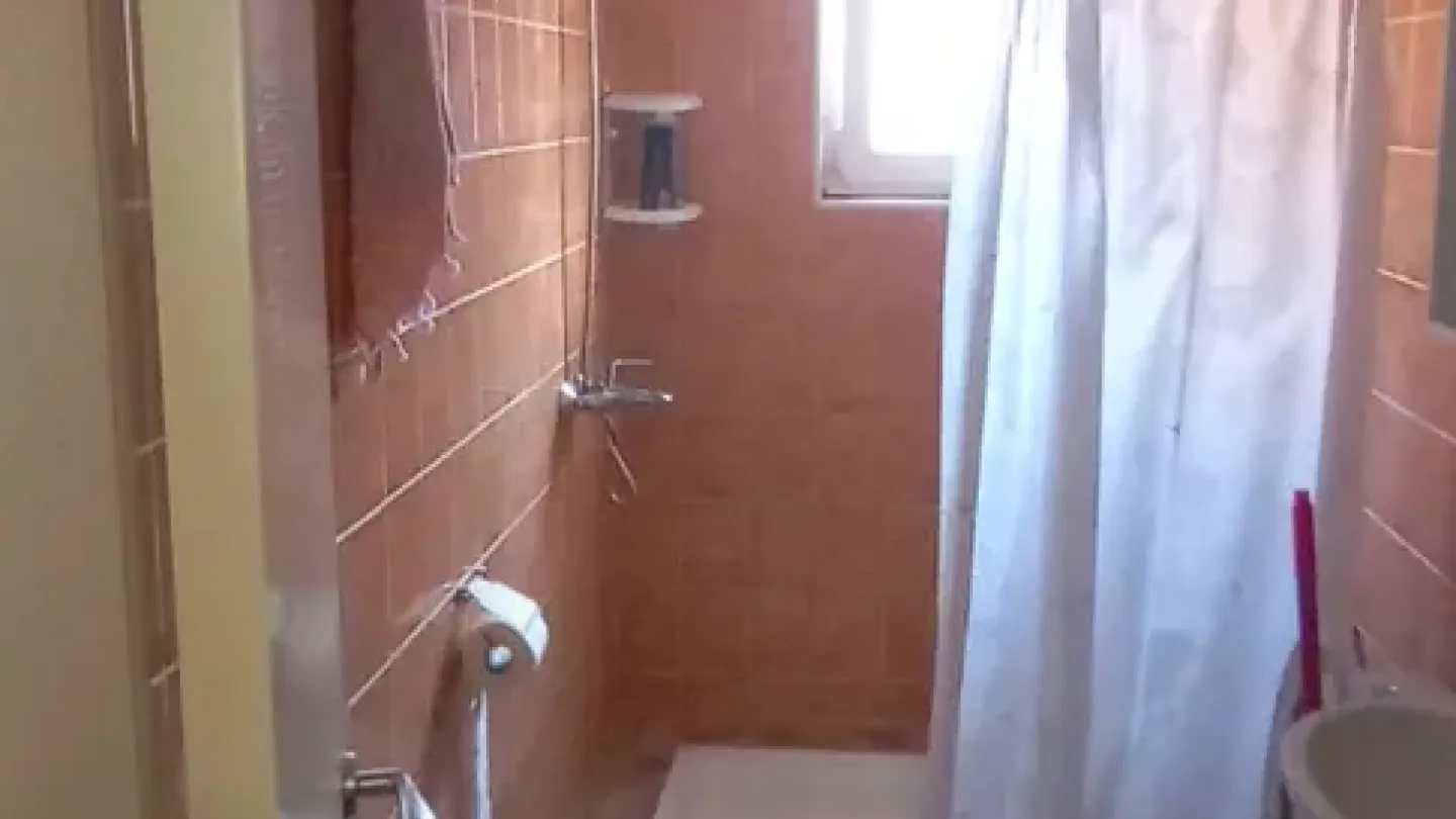 Spacious, Fully Furnished One-Bedroom Apartment in Plovdiv's Marasha - Image 3