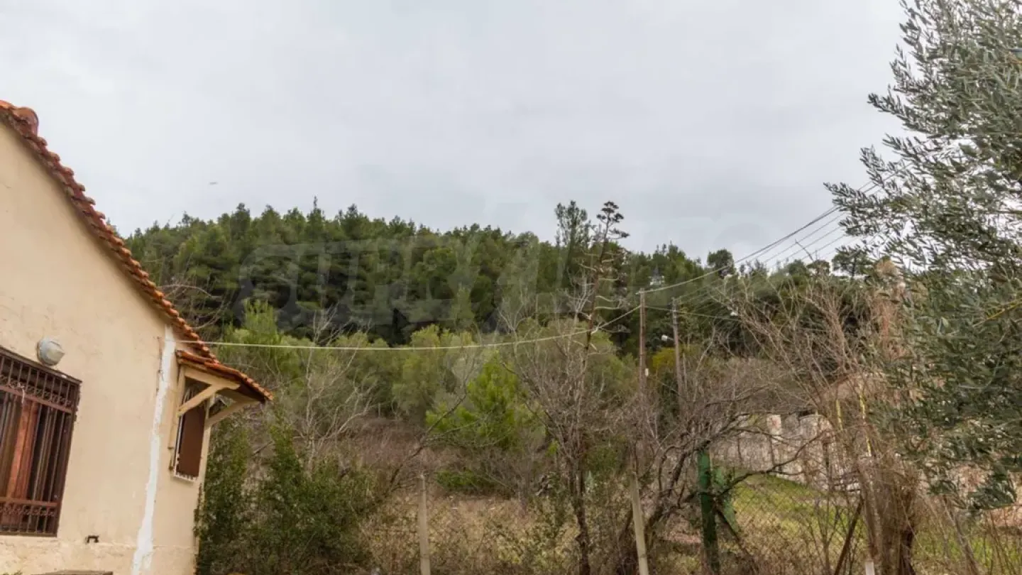 Charming House in Kallithea, Greece - Perfect for Family Living - Image 1