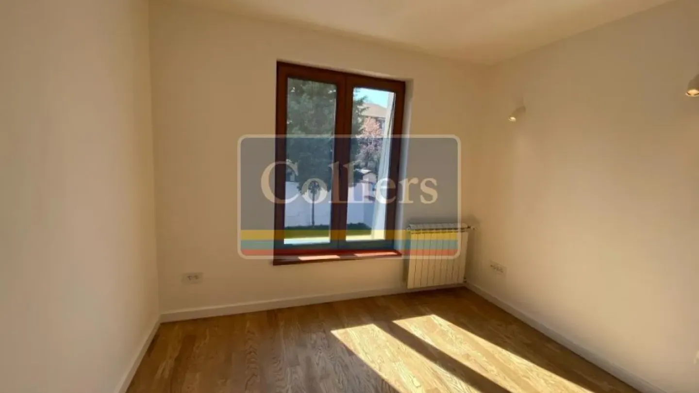 Spacious Belgrade House with Pool, Sauna & Garage for Rent - Image 1