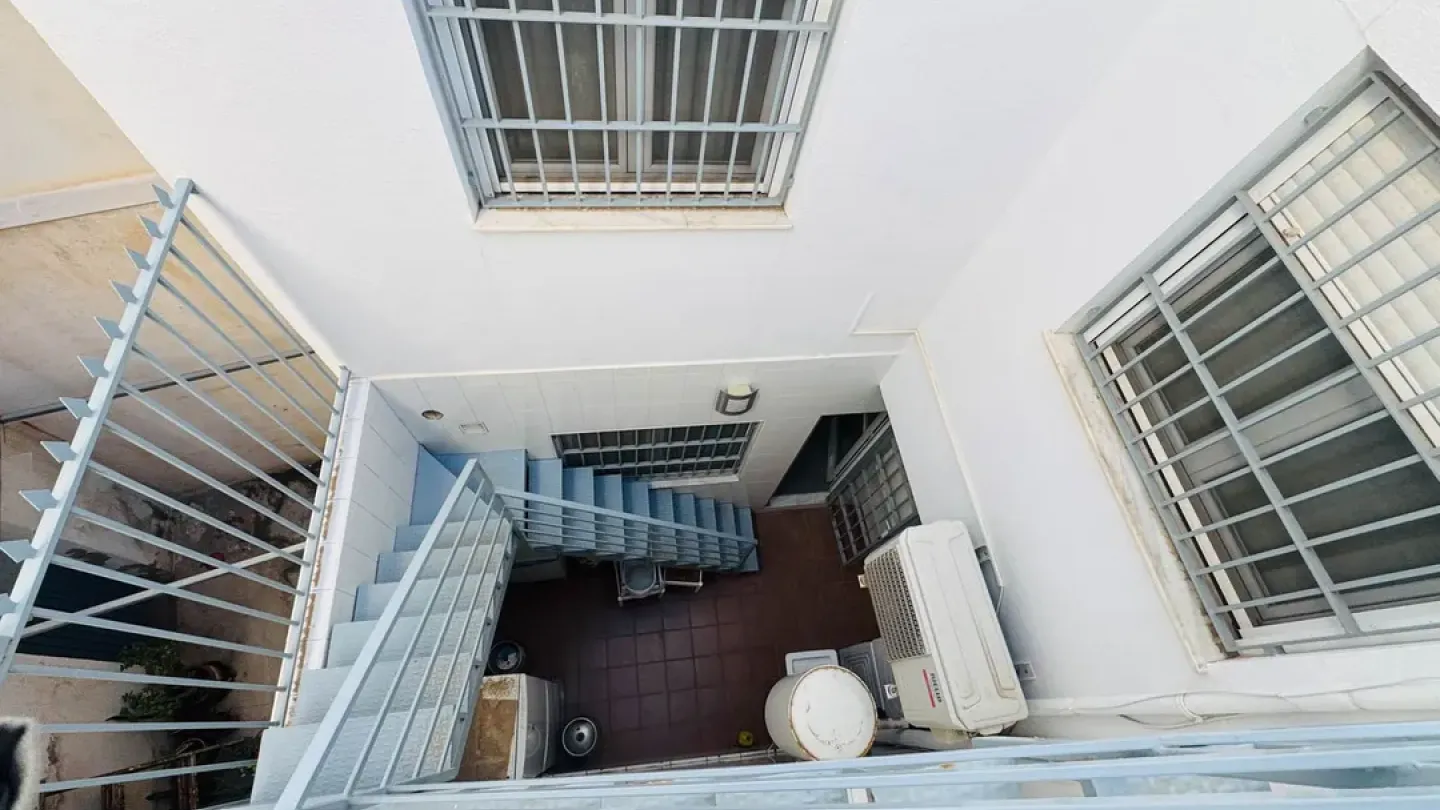 Spacious 3-Bedroom House with Elevator in Almería, Spain - Image 1