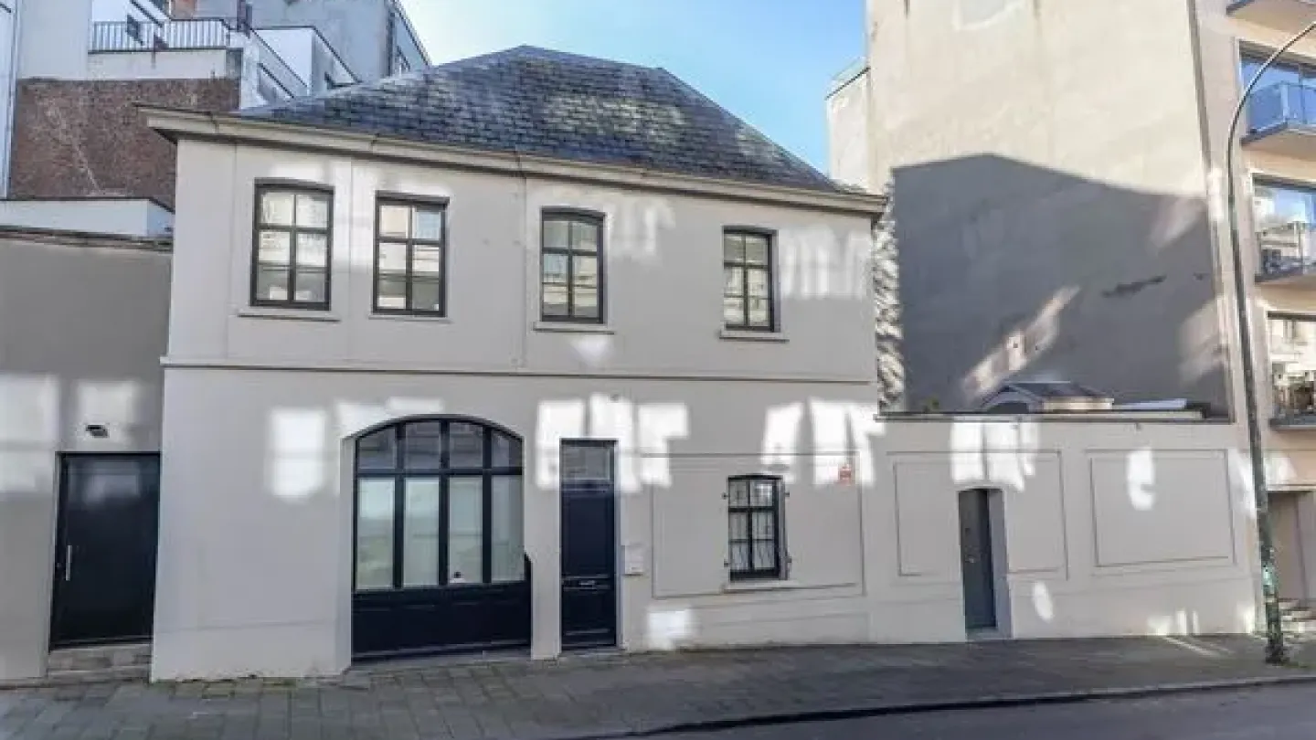 Charming Neo-Classical House with Terrace in the Heart of Châtelain - Image 1