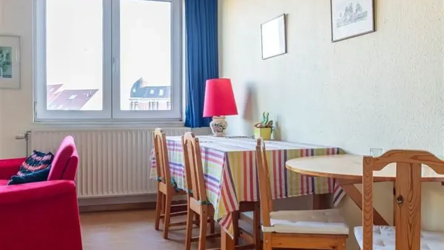 Charming Albert District Apartment with Terrace – 45m2 – Forest - Image 4