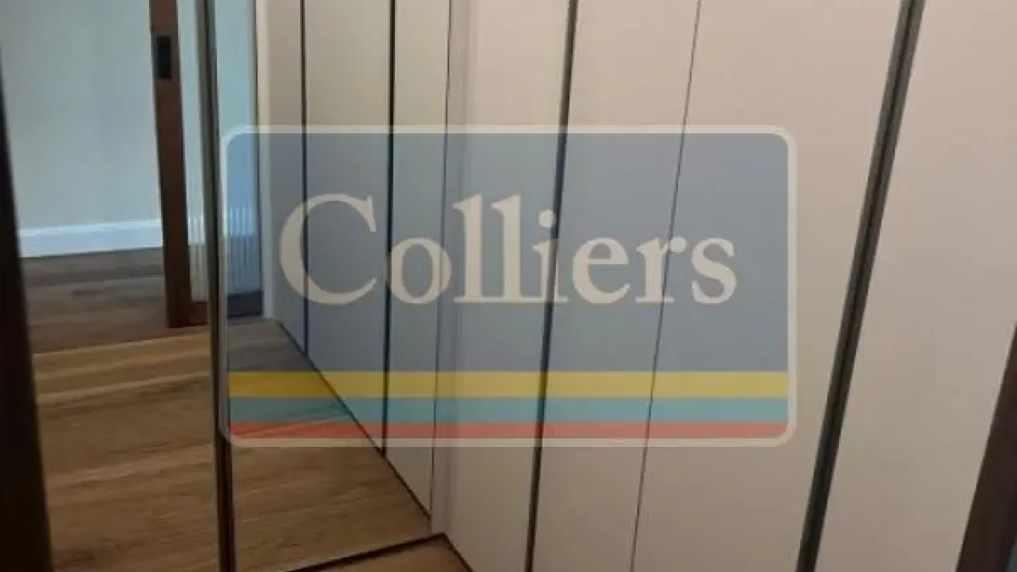 Spacious 4-Bedroom Apartment with Garage in Belgrade's Prime Location - Image 1