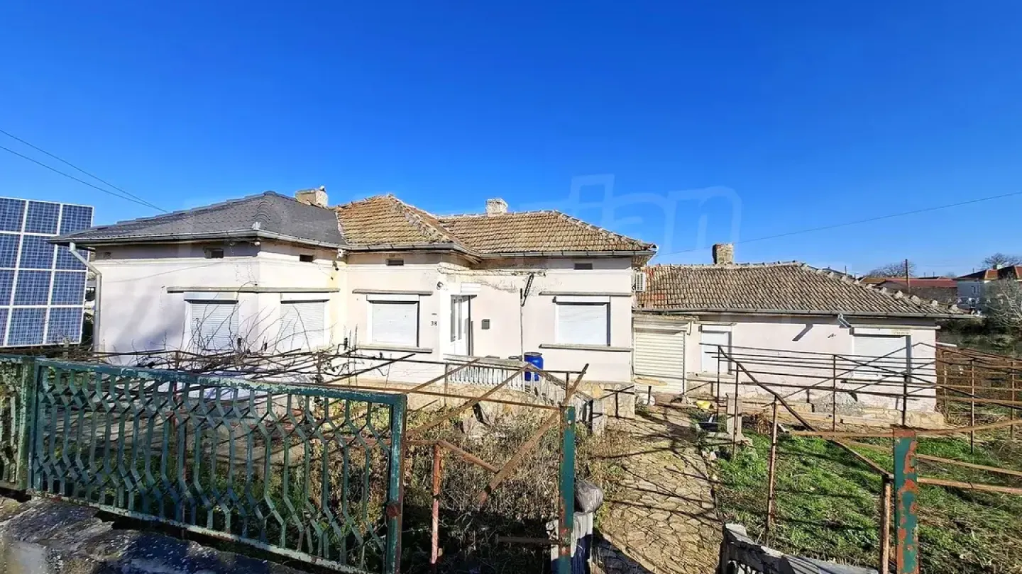 Charming Single-Storey House in Karapelit Village - Ideal Investment - Image 5