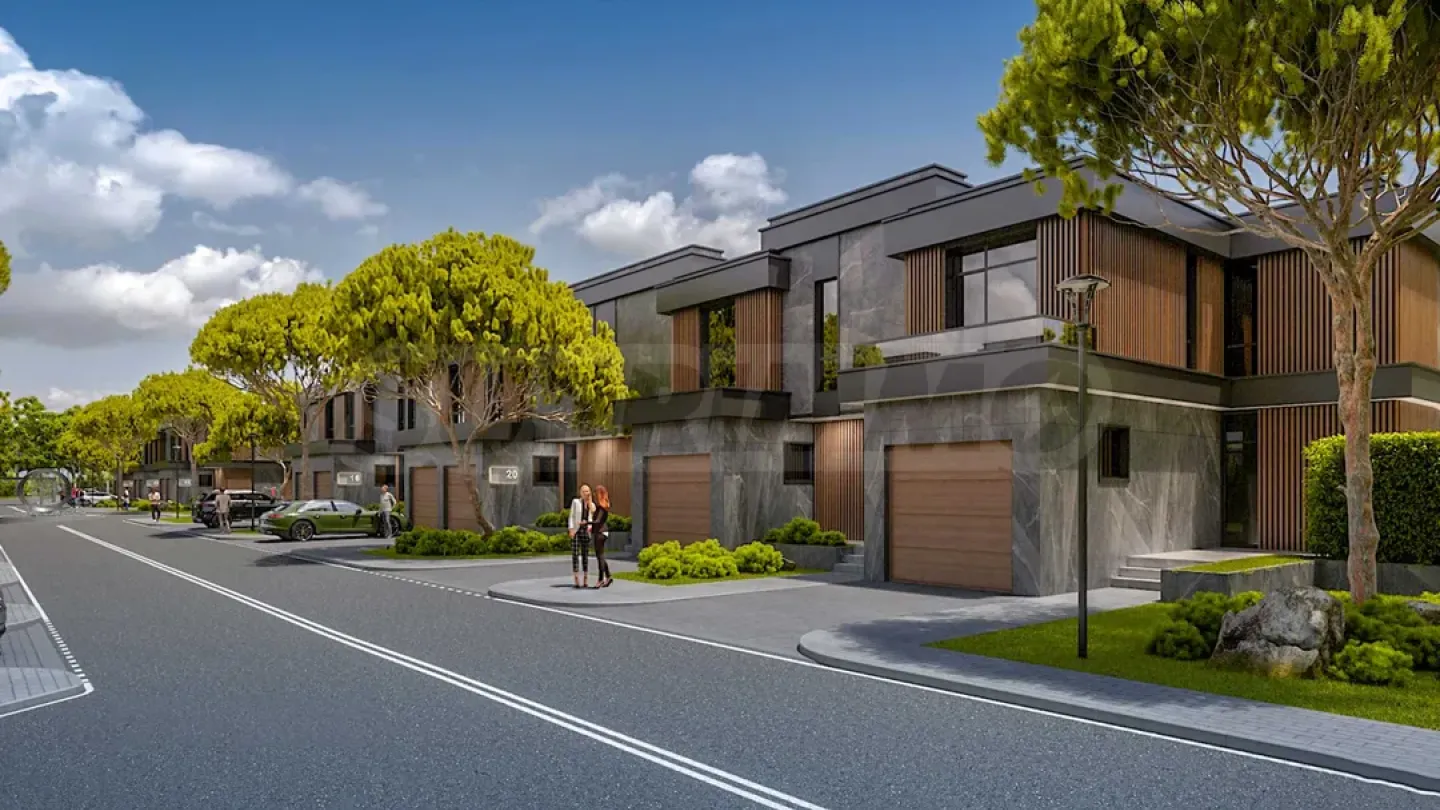 Spacious 3-Bed House in New Markovo Complex - Image 5