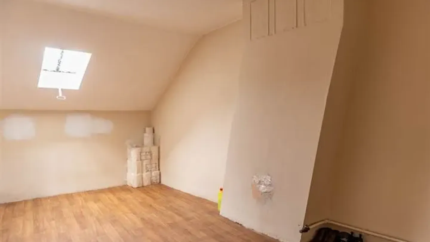 Spacious 4-Bedroom Duplex Apartment in Schaarbeek’s Botanique District - Image 1