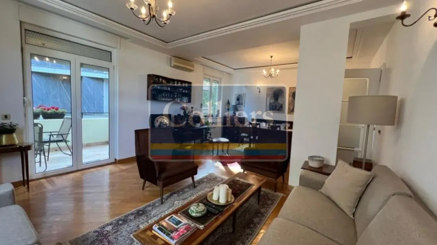 Spacious Two-Story Apartment with Terraces in Belgrade's Heart - Image 5