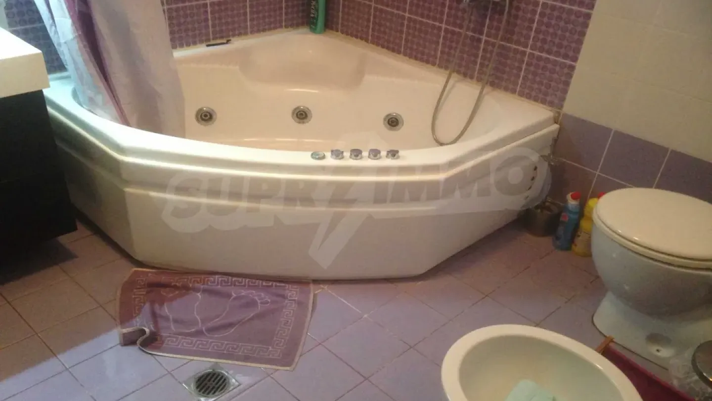 Charming House in Kallithea, Halkidiki with Stunning Views - Image 3