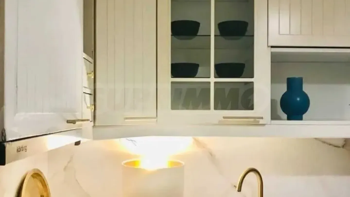 Spacious 2-Bedroom Apartment in Central Thessaloniki, Greece - Image 1