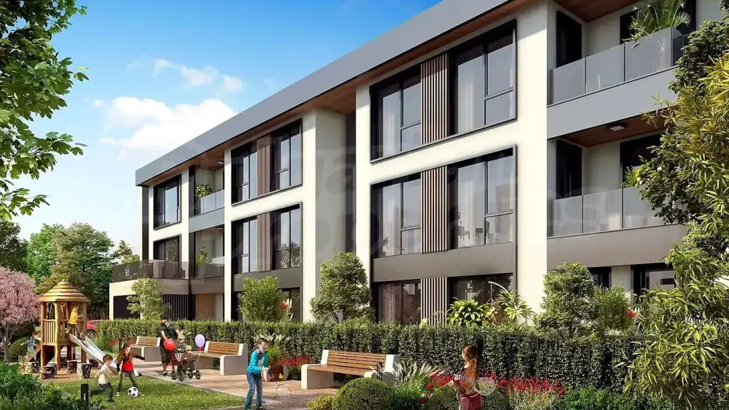 Spacious 3-Bedroom Apartment with Mountain Views in New Plovdiv Complex - Image 1