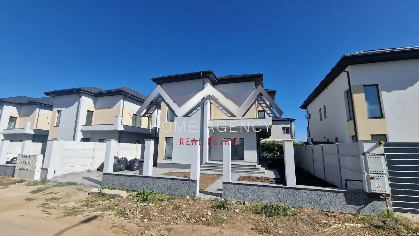 Spacious Family Home in Otopeni with Garden & Garage - Image 3