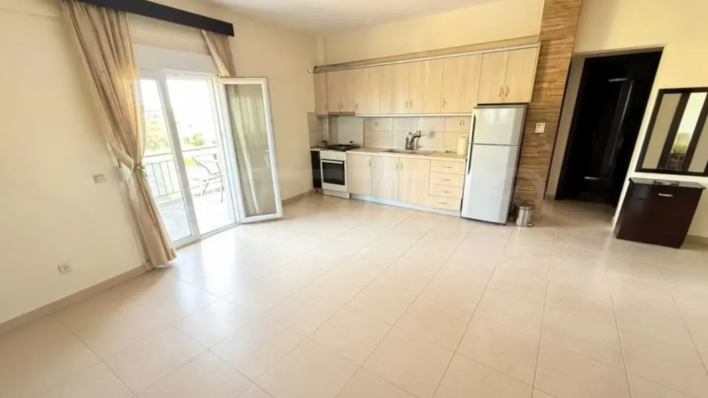 Spacious 3-Bedroom Apartment with Sea View in Epanomi - Image 4