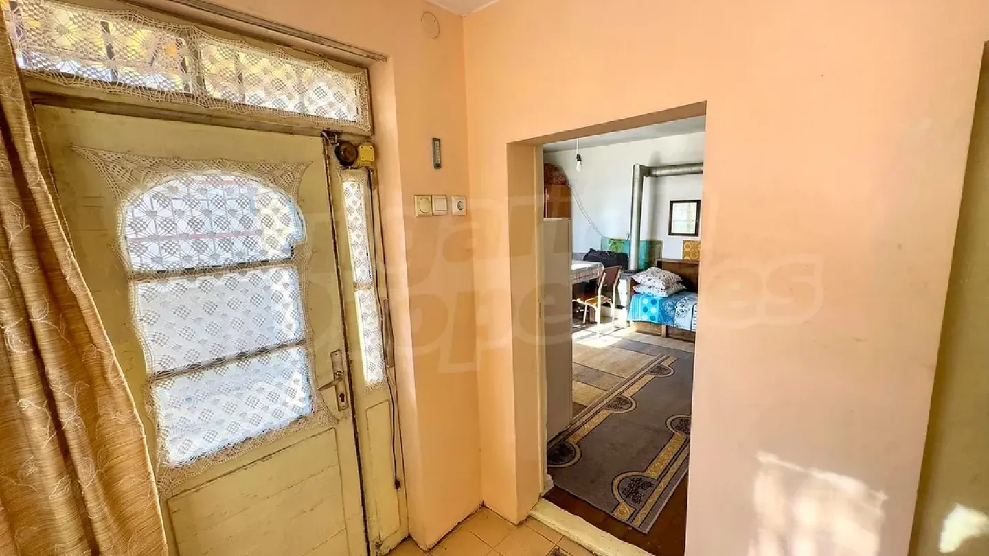 Fully Furnished House with Investment Potential in Varna’s Hristo Botev - Image 3