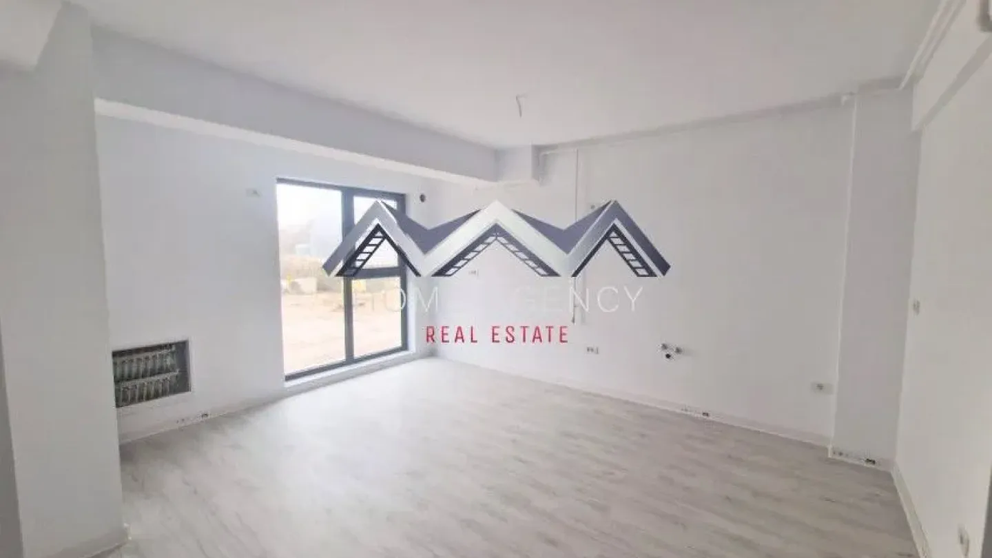 Spacious 3-Bedroom Apartment with Terrace in Otopeni - New! - Image 4