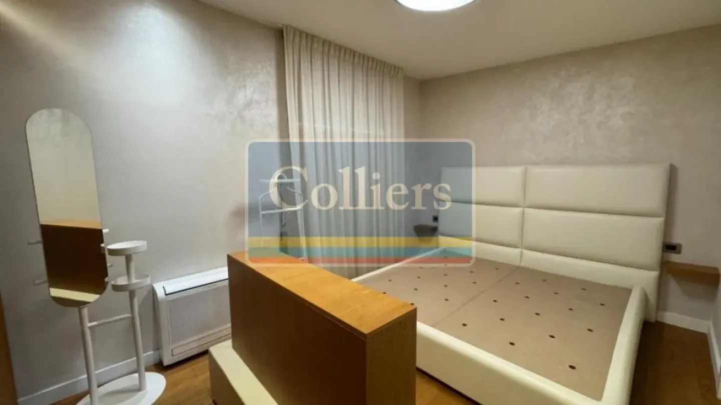 Luxurious Penthouse Apartment with Stunning Views in Belgrade's Vračar - Image 2