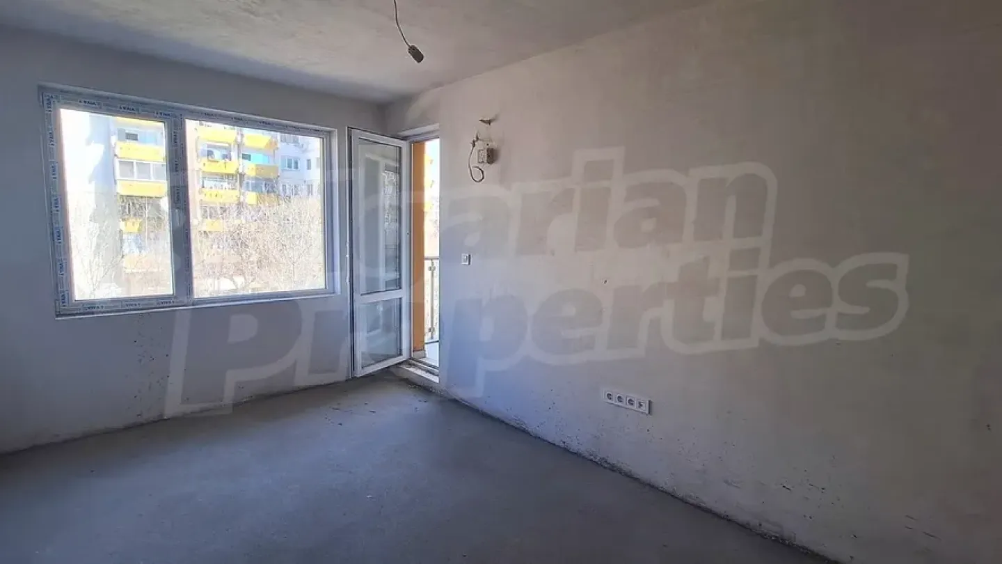 Modern 1-Bedroom Apartment in Plovdiv's South District - New Construction - Image 2