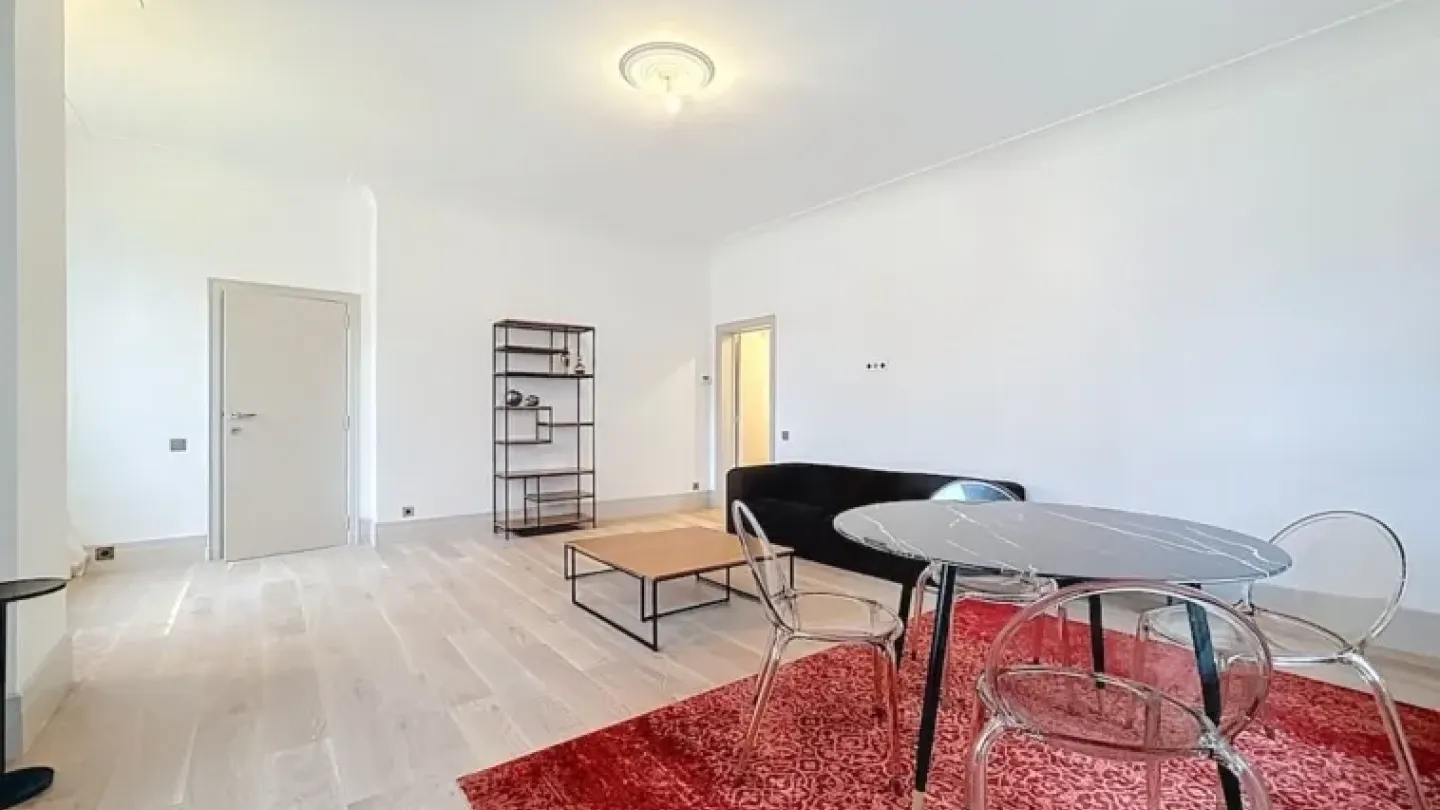 Stylish Brussels Apartment with 1 Bedroom - Fully Furnished - Image 4