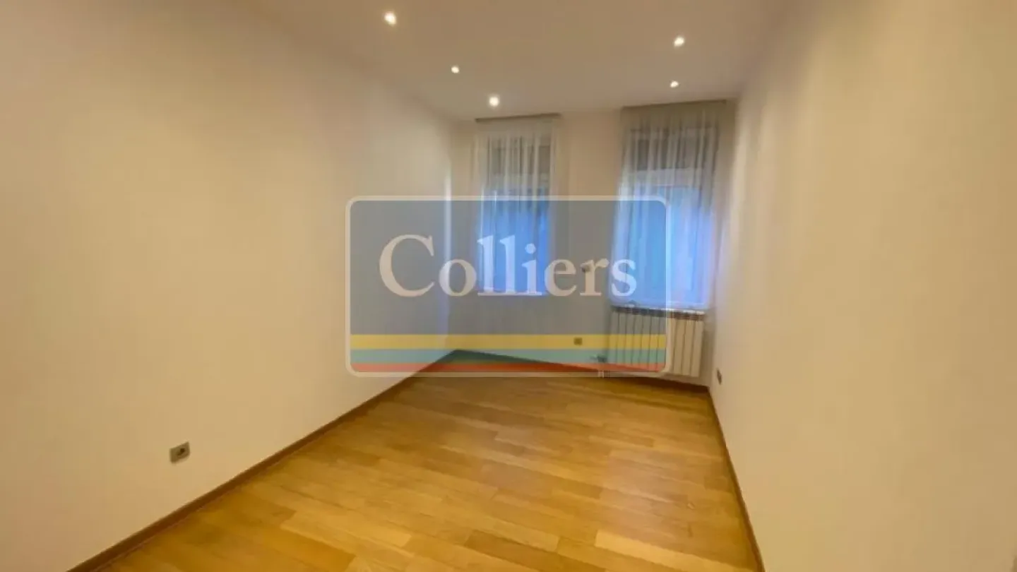 Spacious 4-Bedroom Apartment with Terraces in Belgrade's Senjak - Image 1