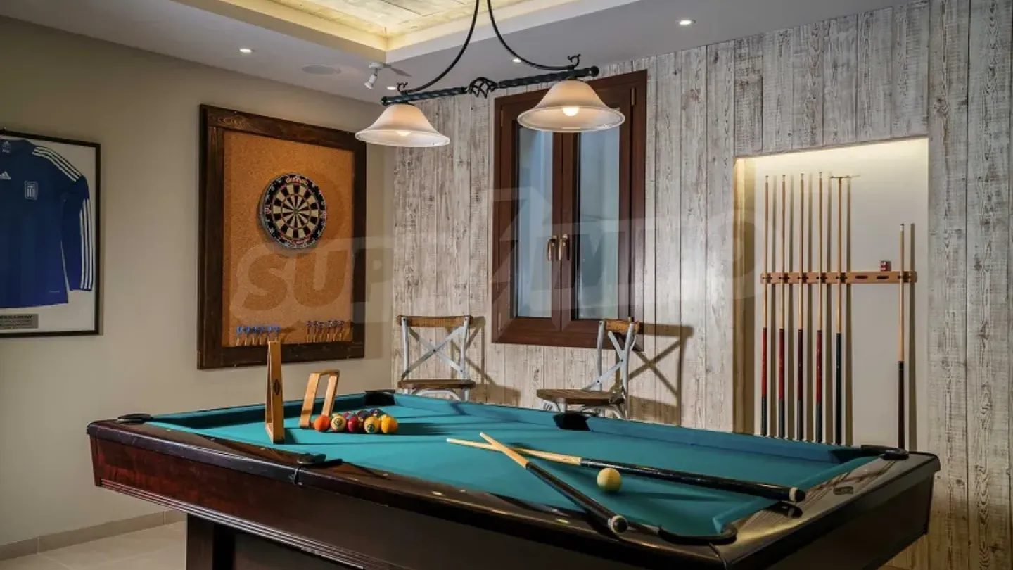 Stunning Zakinthos Villa: Infinity Pool, 7 Bedrooms, Sea Views - Image 4