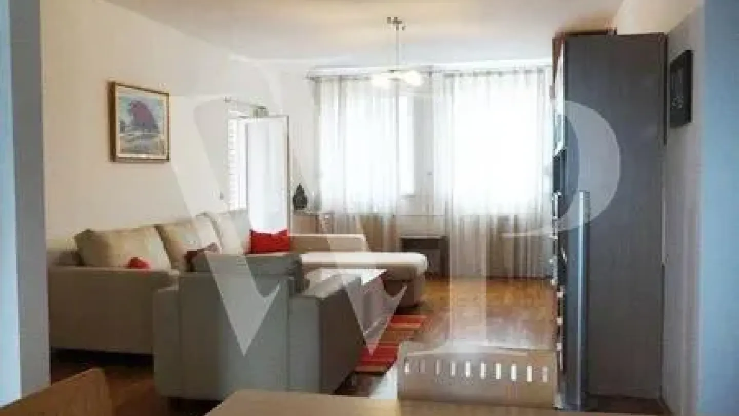 Spacious 2-Bedroom Apartment with Garage Near Arena in Belgrade - Image 2