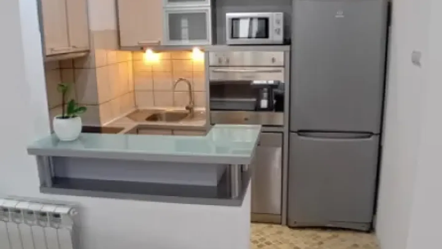 Spacious 5-Bedroom House with Stunning Features in Belgrade - Image 1