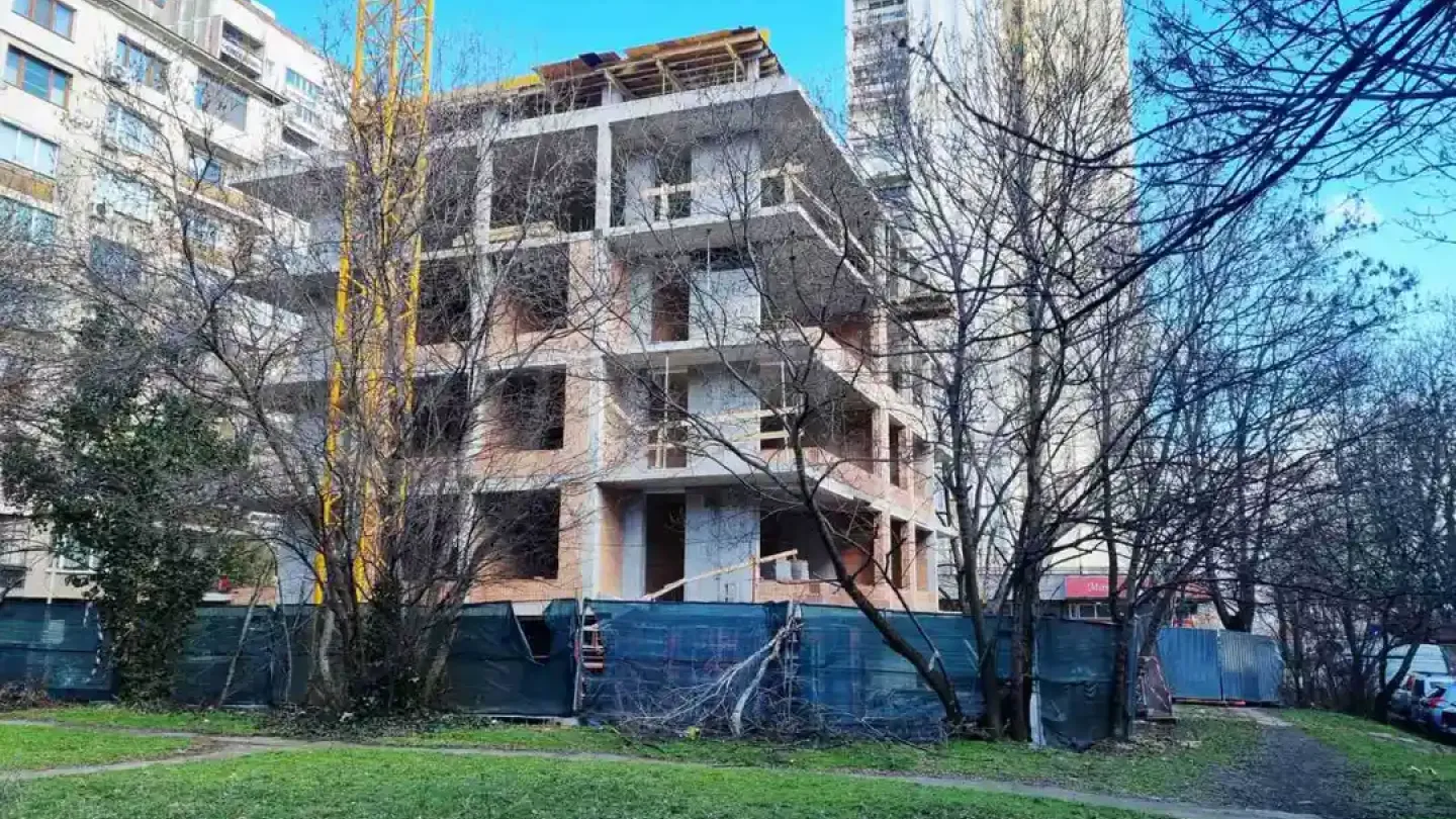 Luxurious 2-Bedroom Apartment in Sofia’s Lager District - Image 3