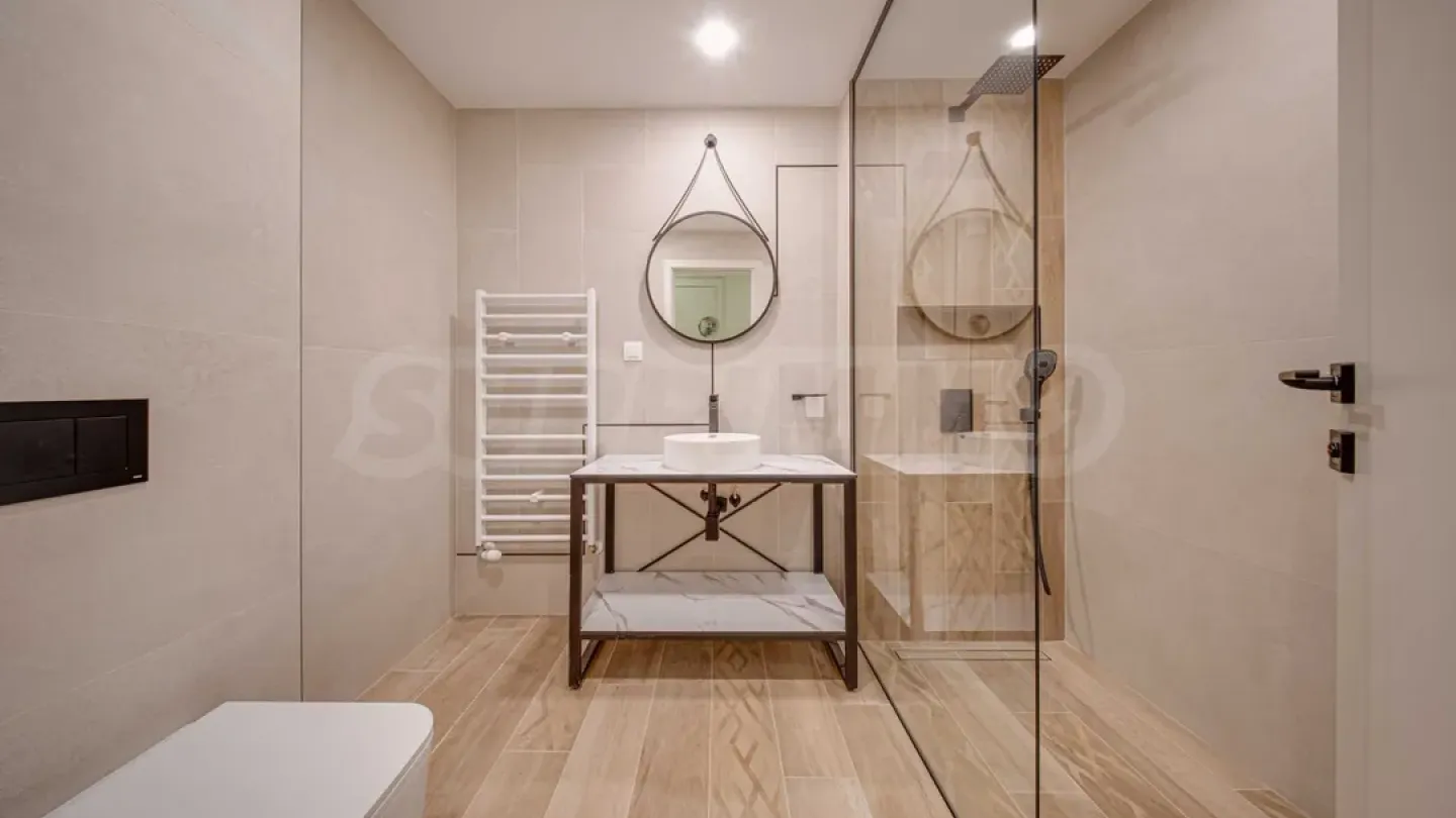 Luxurious 3-Bedroom Apartment in Sofia, RUHouse 2 - Image 3