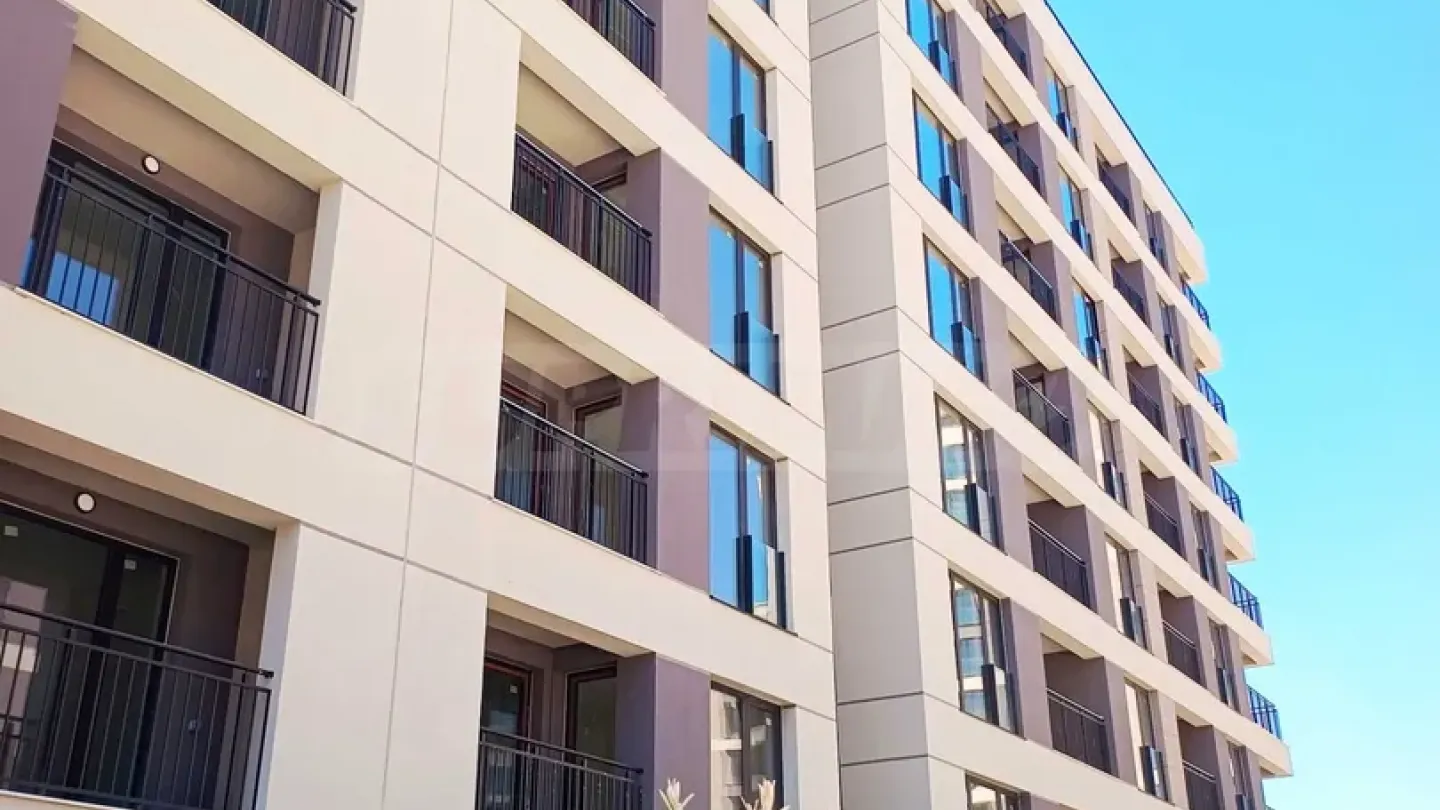 Fully furnished 2-bedroom apartment in Plovdiv, Bulgaria - Image 5