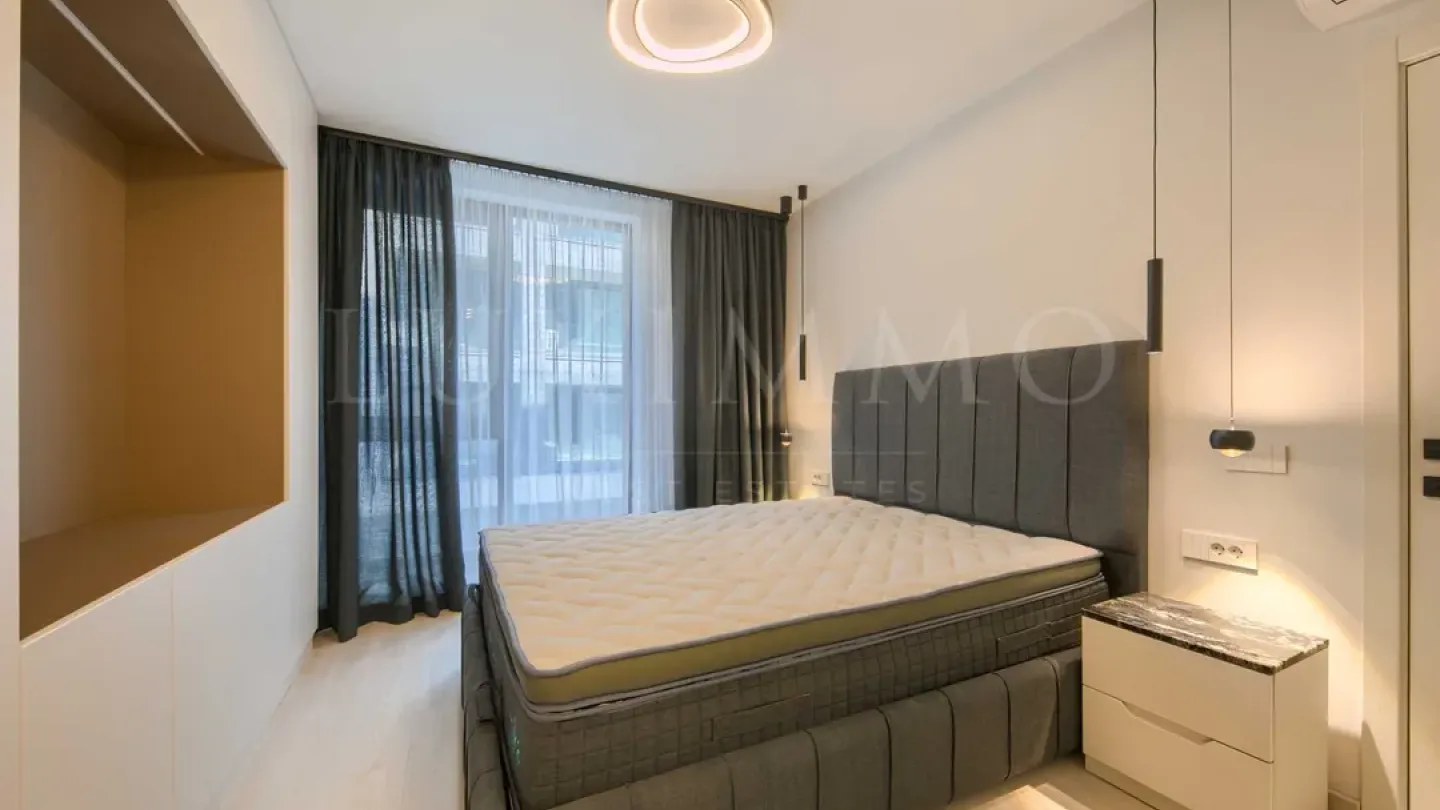 Spacious Two-Bedroom Apartment with Mountain View in Sofia - Image 3