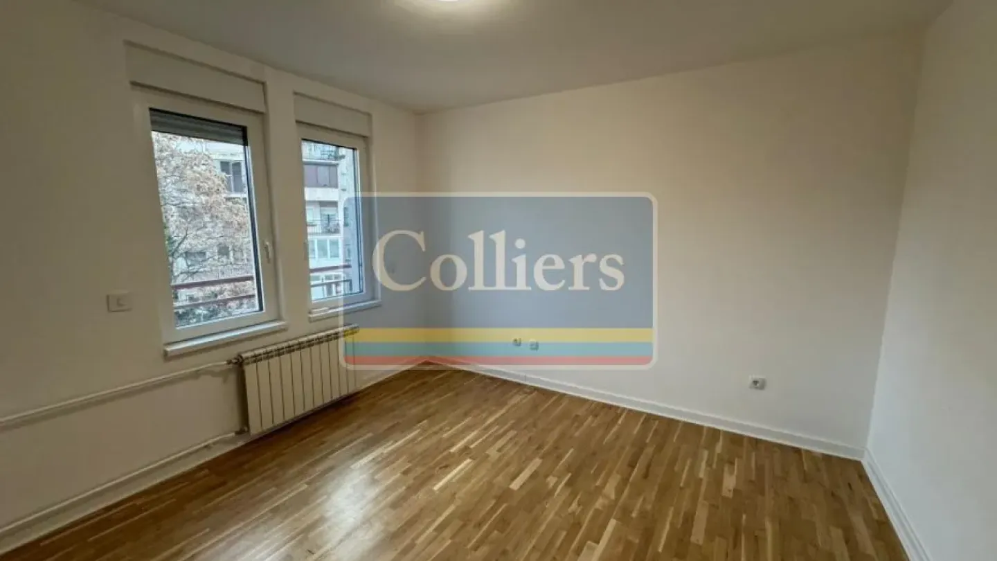 Spacious Apartment Near Kalemegdan Fortress - Belgrade - Image 5