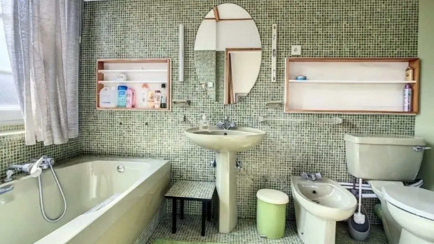 Magnificent 6-Bedroom House on Avenue Coghen, Brussels, Belgium - Image 5