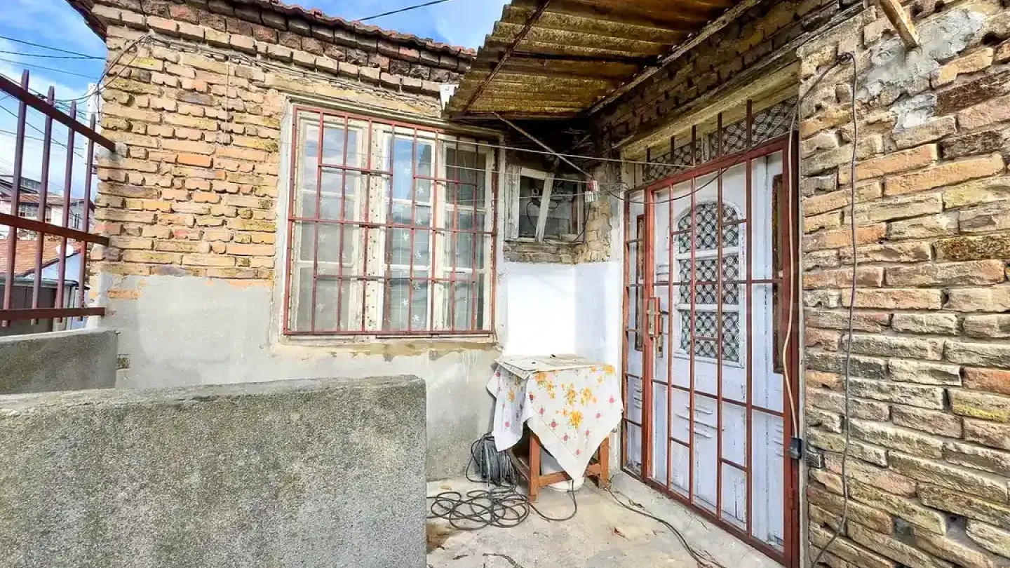 Fully Furnished House with Investment Potential in Varna’s Hristo Botev - Image 1