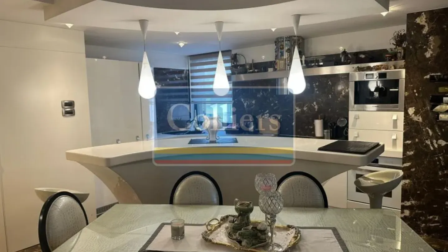 Spacious 5BR Apartment with Garage - Belgrade, Serbia - Image 2