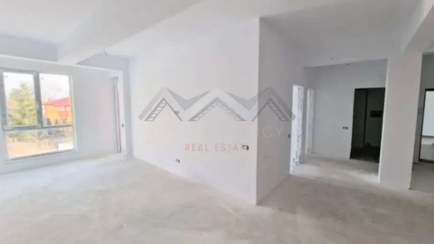 Spacious 3-Bedroom Apartment in Central Otopeni – New Development - Image 4