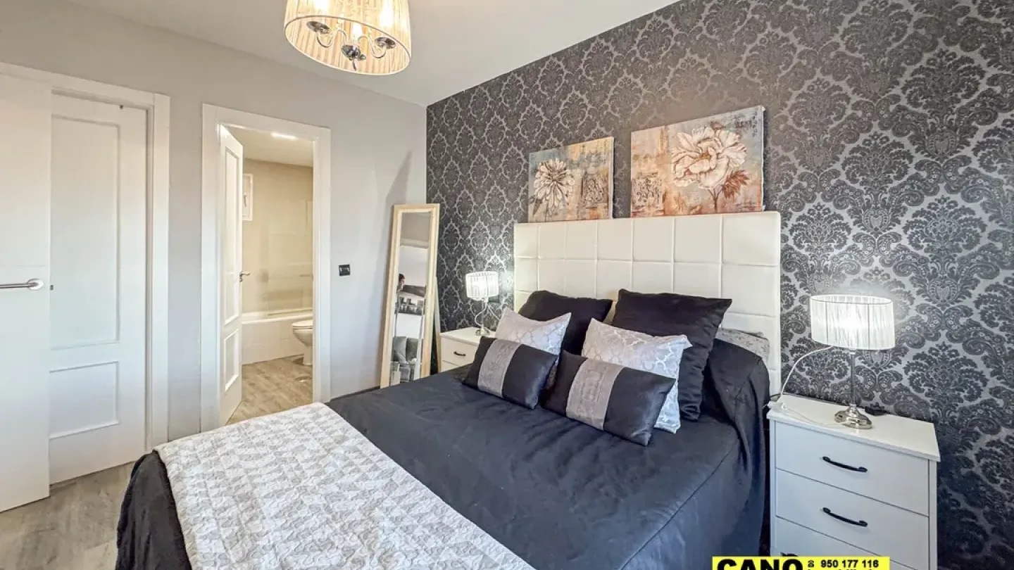 Spacious 3-Bedroom Apartment with Solar Panels in Vícar - Image 3