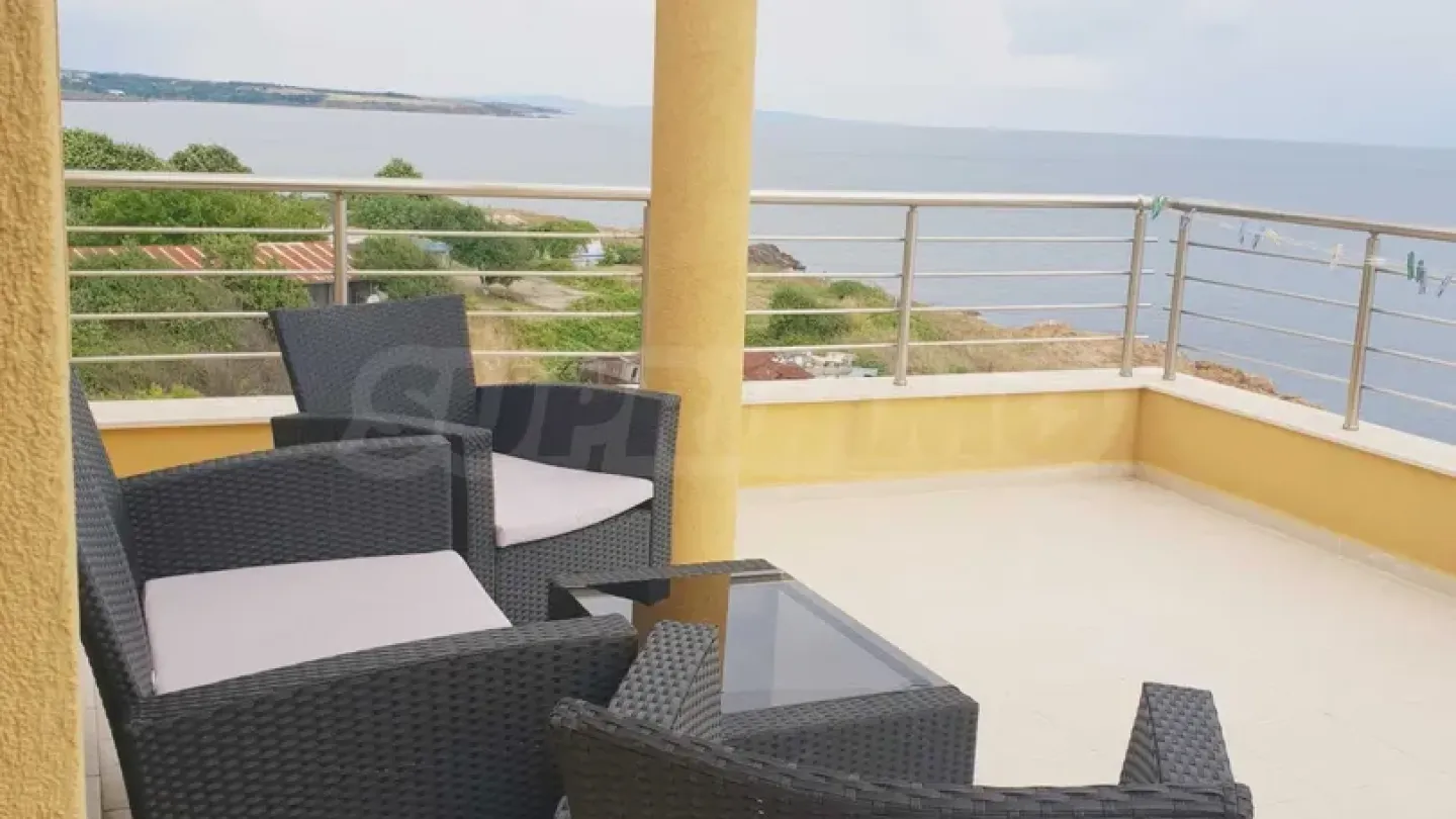 Stunning First-Line Sea Apartment in Ahtopol, Bulgaria. - Image 1