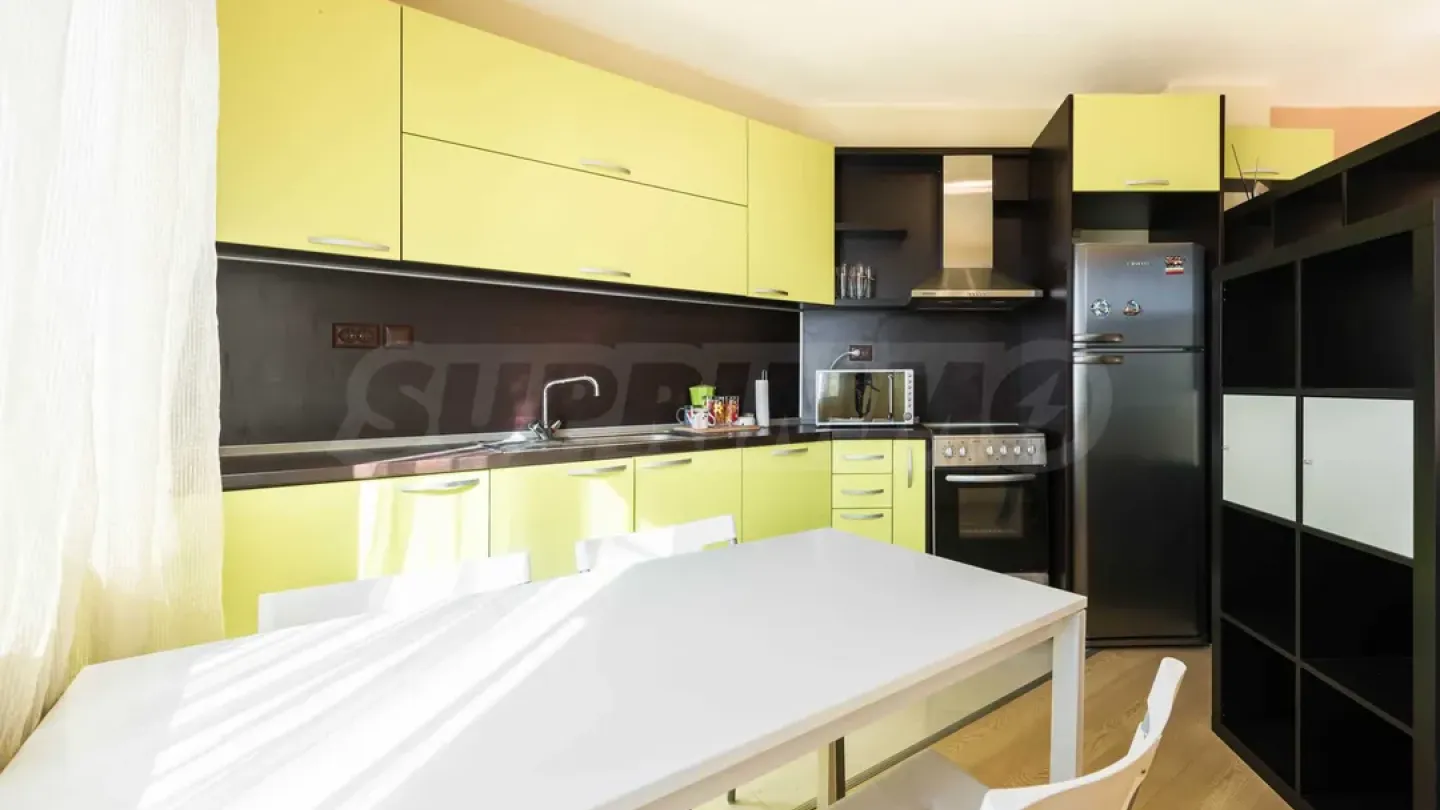 Spacious, Fully Furnished Apartment with Lake View in Varna - Image 5