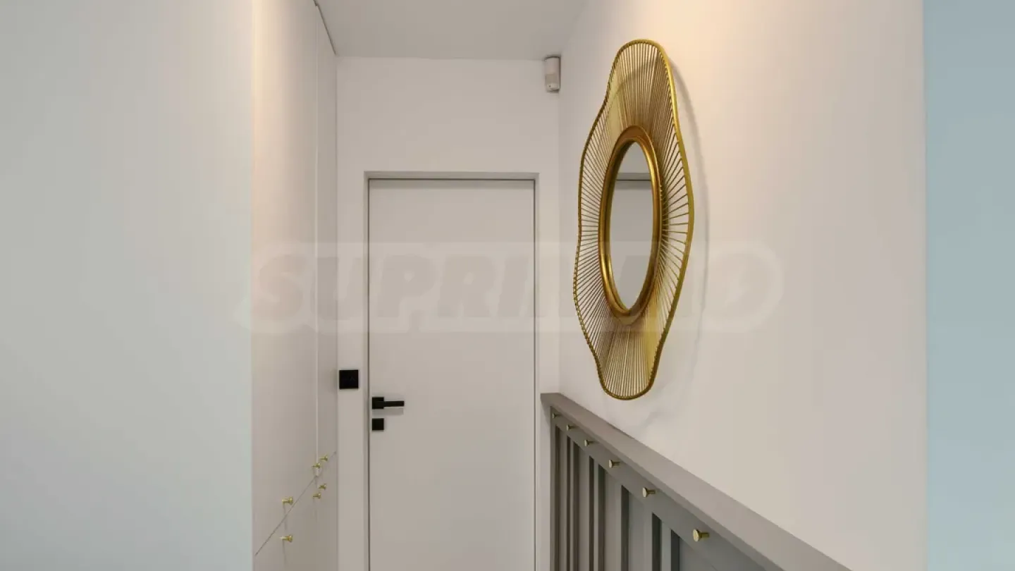 Stylish Two-Bedroom Apartment in Secure Complex, Plovdiv - Image 5