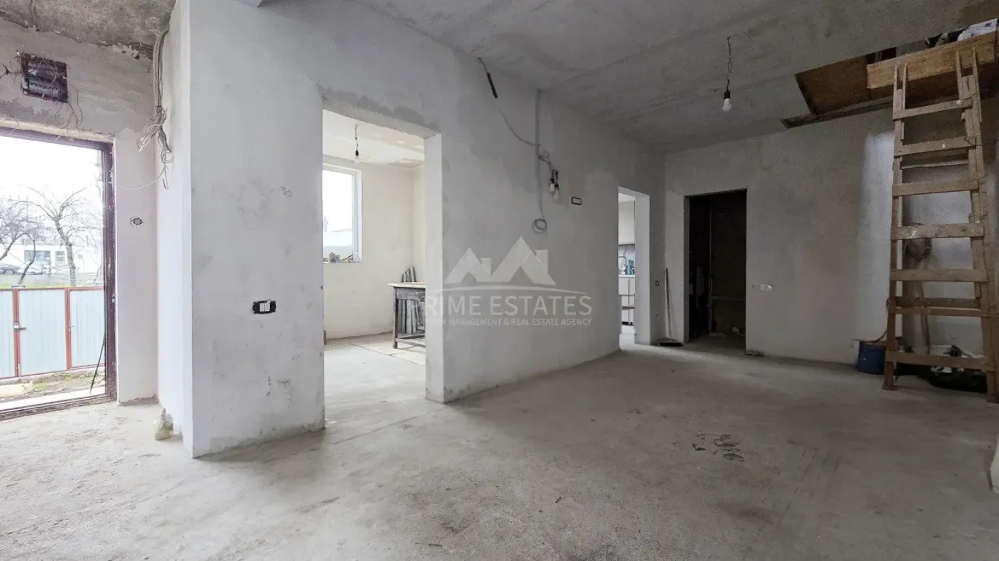 Spacious 2-Bedroom House Near Colentina Train Station, Bucharest, Romania - Image 1